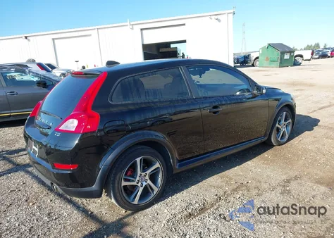 2013 Volvo C30 T5 из США, поврежденный, VIN YV1672MK3D2306613